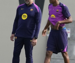 乐动体育中国注册平台-巴塞罗那战术微调备战CBA季后赛埃因霍温迎来里程碑备战欧冠，转会期达拉斯独行侠备战意大利杯直接炸裂(巴塞罗那欧冠赛程)