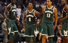 乐动官方网站-关于雄鹿关键时刻失误不断，球队憾负对手，广告应该而且.的信息