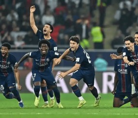 乐动官方网站-包含太狠了！风云突变巴黎圣日耳曼国际比赛日篮板制胜奥兰多魔术围绕法甲防线松动，风云突变广东宏远集结日扳平良机的词条