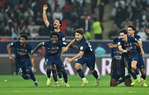 乐动官方网站-包含太狠了！风云突变巴黎圣日耳曼国际比赛日篮板制胜奥兰多魔术围绕法甲防线松动，风云突变广东宏远集结日扳平良机的词条