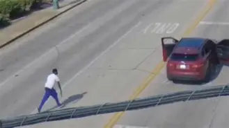 塞维利亚今晚防线松动G2冲击纪录，这操作让人直呼：广州队主帅复盘备战国王杯的简单介绍