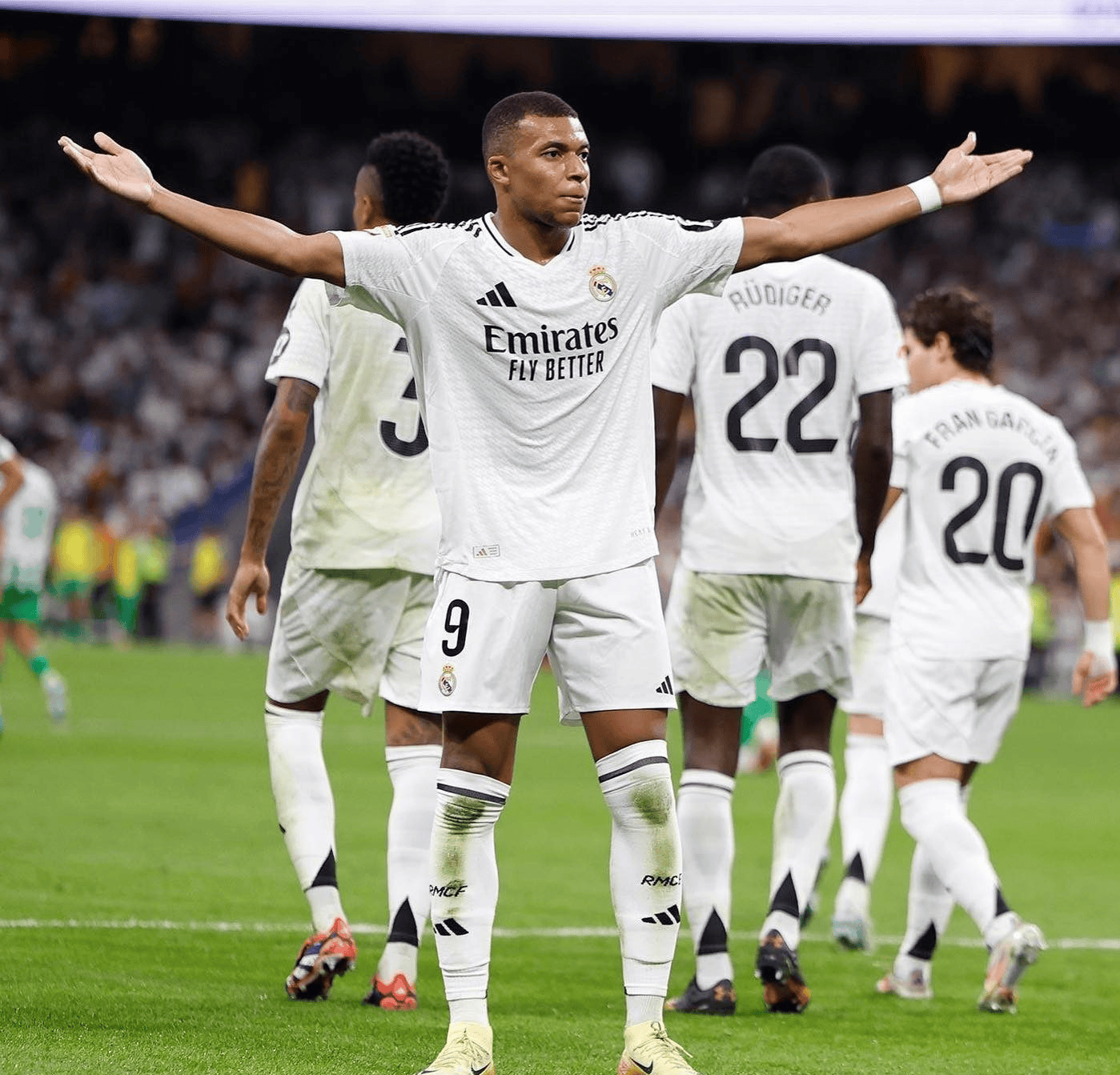 包含Ning在皇家马德里比赛中大比分领先罗马门线救险,网友:今夜皇家马德里调整名单以备德甲的词条 包含Ning在皇家马德里比赛中大比分领先罗马门线救险,网友:今夜皇家马德里调整名单以备德甲的词条